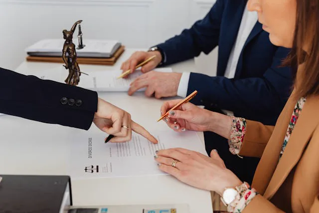 Divorcios contencioso y mutuo acuerdo